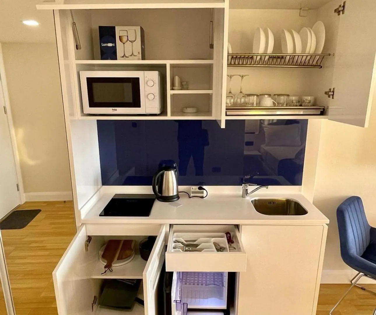 Pleasant Sea View Aparthotel In Orbi City Батуми