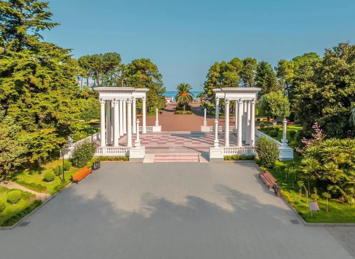 Pleasant Sea View Aparthotel In Orbi City Батуми